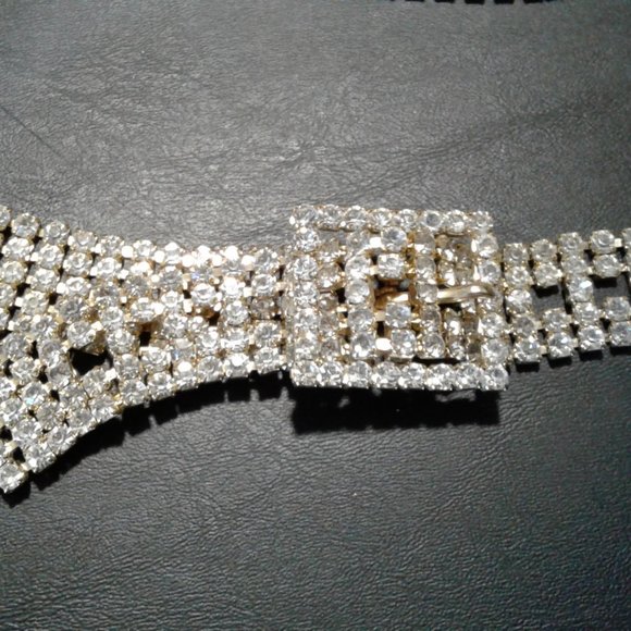 Vintage Clear Rhinestone   Gold Tone Belt  Length   33\